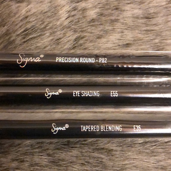 Sigma makeup bundle - Picture 7 of 8